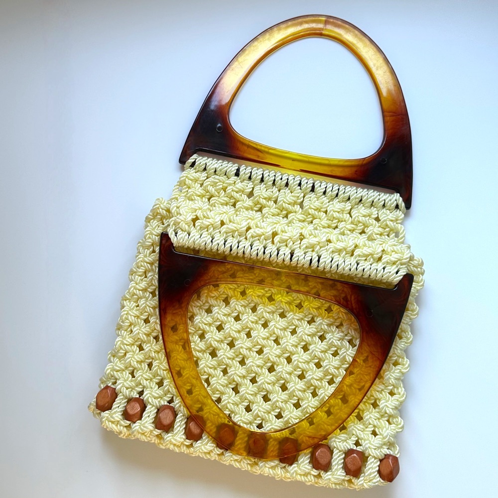 Vintage 1970s Macrame Beaded Handbag Faux Tortoiseshell Handle Boho - Picture 2 of 8